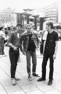 The Neurotics hanging out in Alexanderplatz